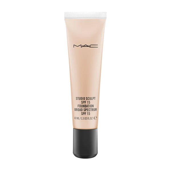 Mac Studio Sculpt SPF15 Foundation Mac Studio Sculpt SPF15 Foundation