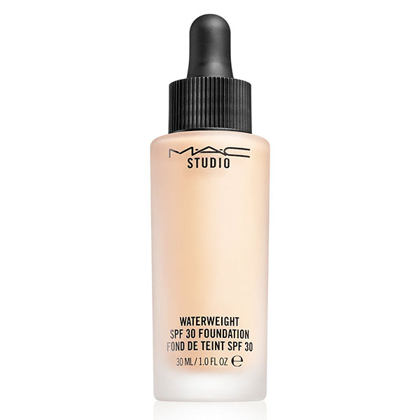 Mac Studio Waterweight SPF 30 Foundation Mac Studio Waterweight SPF 30 Foundation