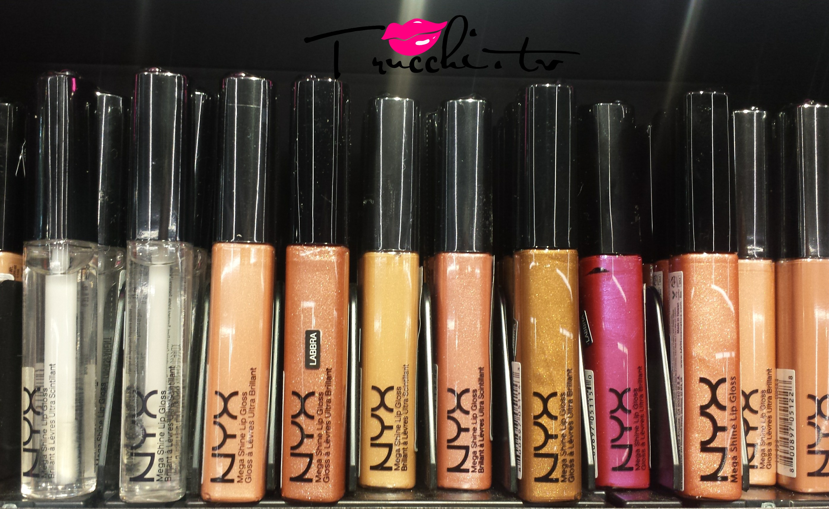 Apre il negozio NYX Cosmetics a Milano - Mega Shine Lip Gloss Apre il negozio NYX Cosmetics a Milano - Mega Shine Lip Gloss