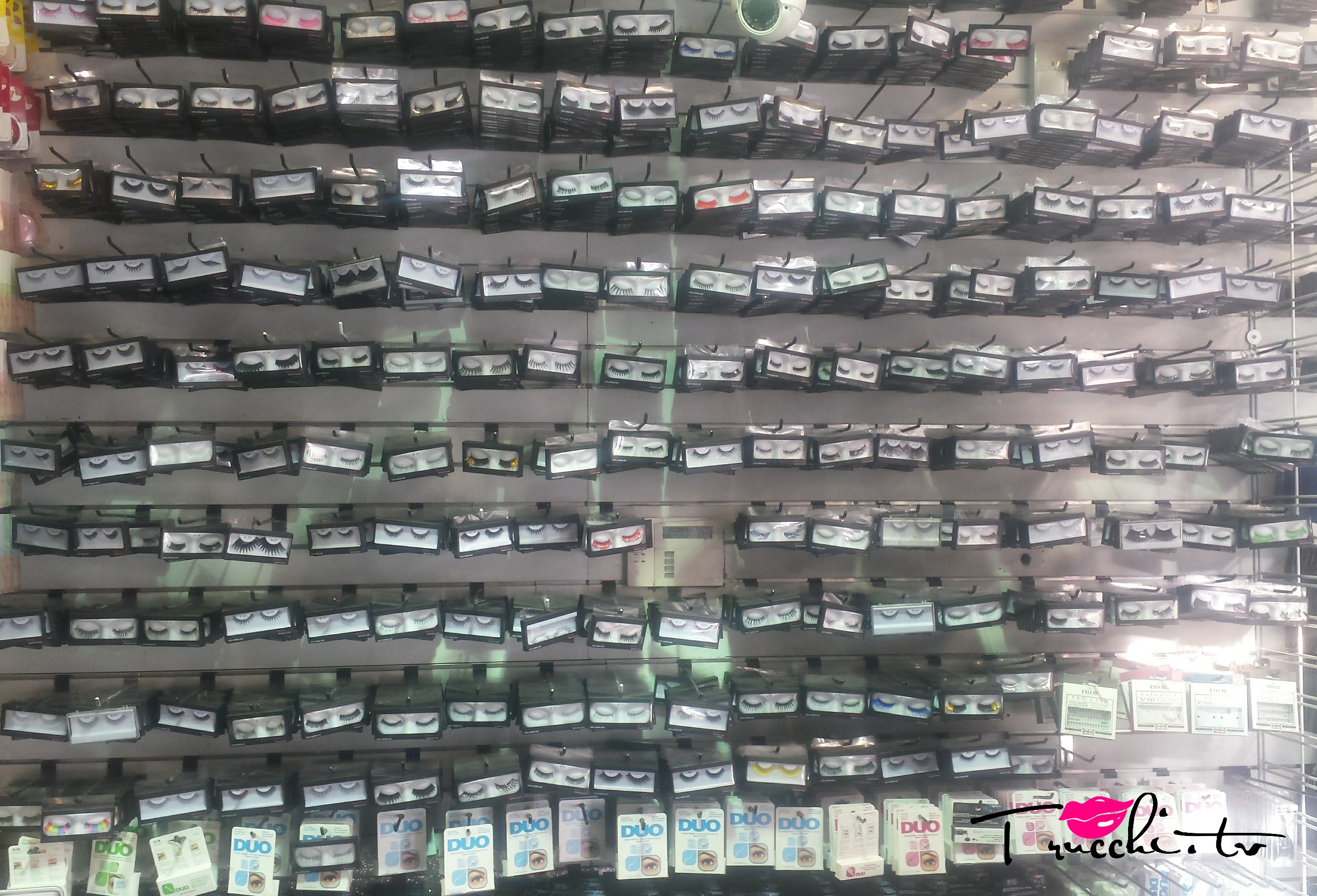 Guida Shopping Makeup New York - Rickys 6