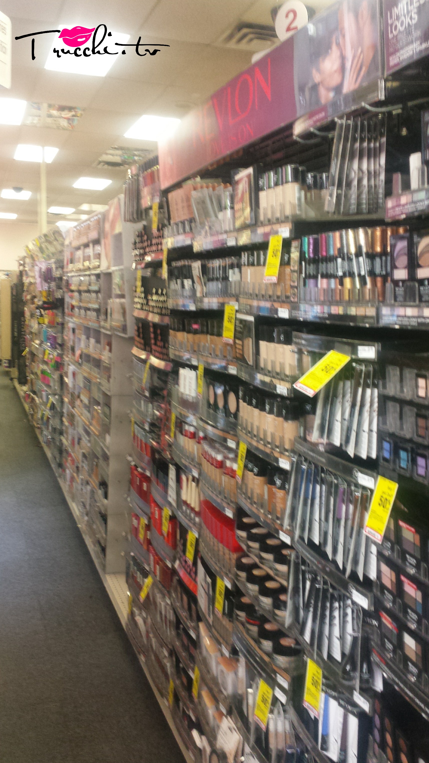 Shopping Makeup New York - CVS Pharmacy 1