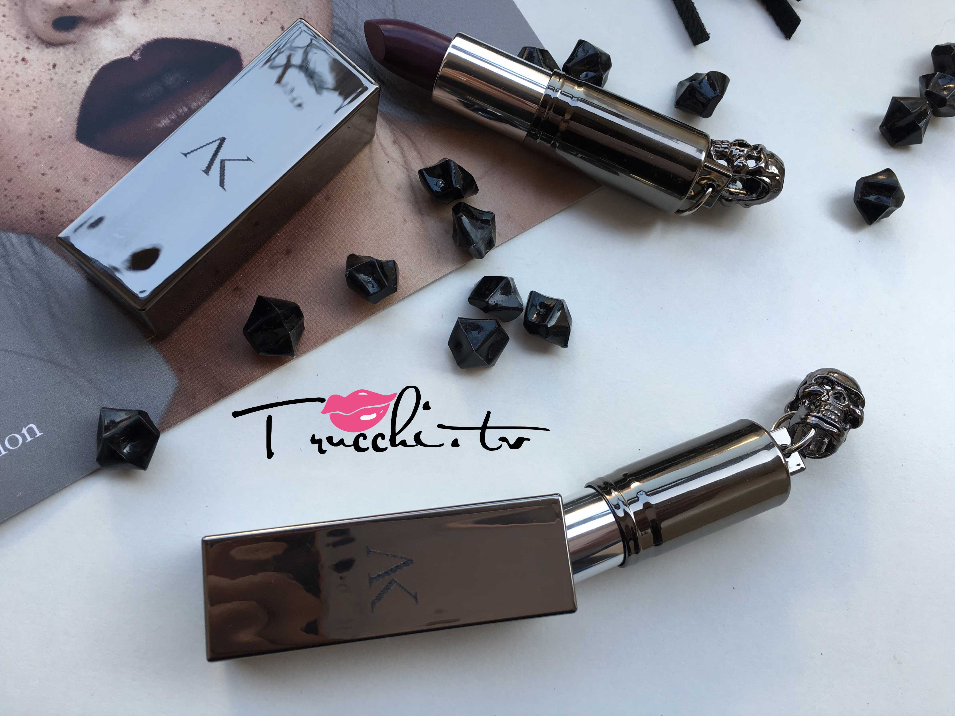 Collezione Makeup Alika Cosmetics Gothic Collection Collezione Makeup Alika Cosmetics Gothic Collection