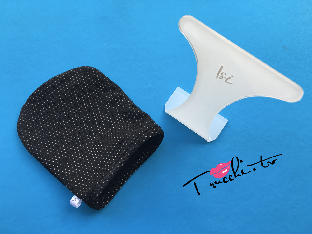 Guanto struccante esfoliante Italian Silver Idea Guanto struccante esfoliante Italian Silver Idea