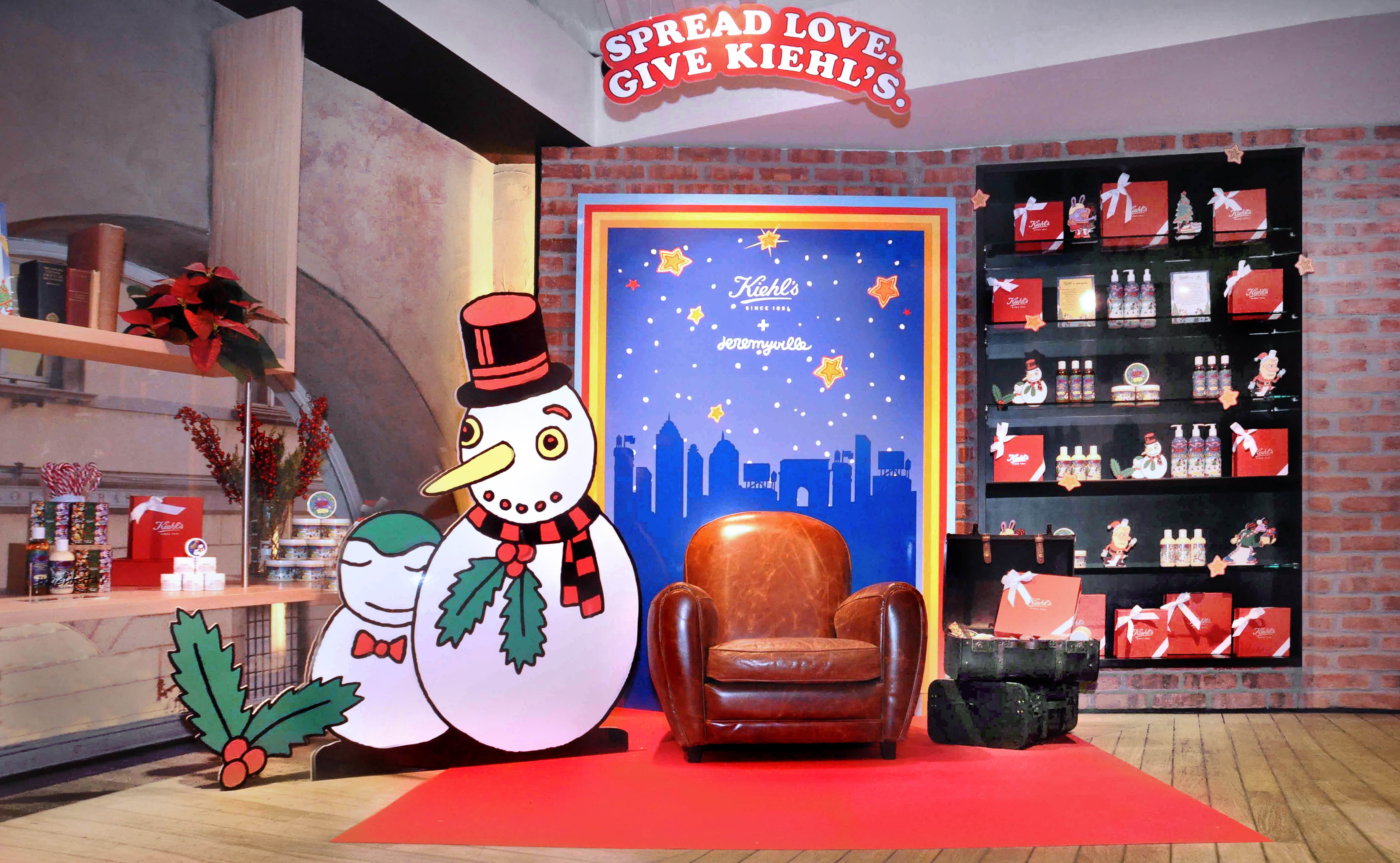 Kiel's POP UP Store Natalizio  Kiel's POP UP Store Natalizio