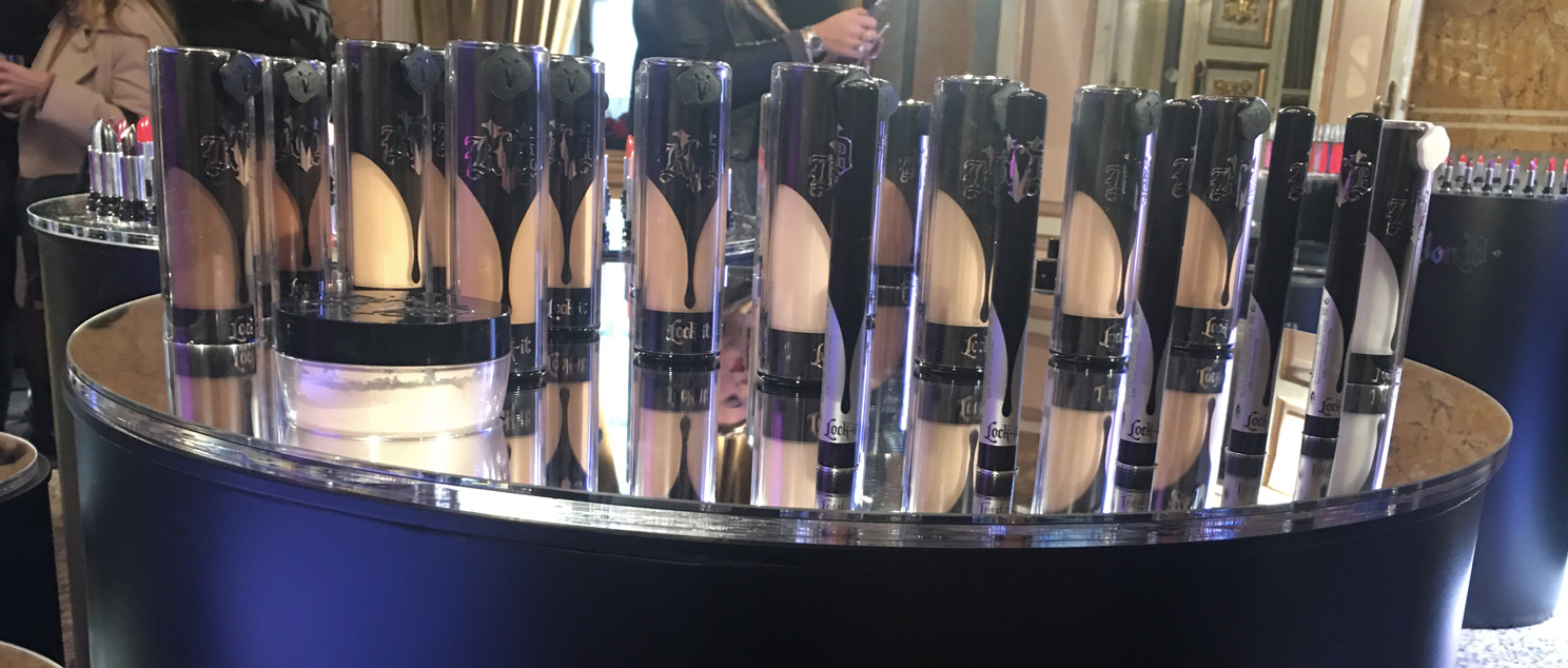 Kat Von D Beauty Fondotinta Kat Von D Beauty Fondotinta