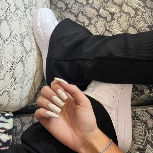 unghie nude autunno 2020