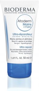 Le migliori creme mani per affrontare la stagione fredda - Bioderma