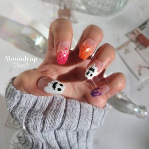 Nail art Halloween, le più belle unghie a tema - fantasmi Nail art Halloween, le più belle unghie a tema - fantasmi