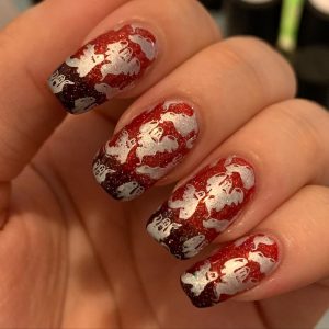 Nail art Halloween, le più belle unghie a tema - fantasmi Nail art Halloween, le più belle unghie a tema - fantasmi