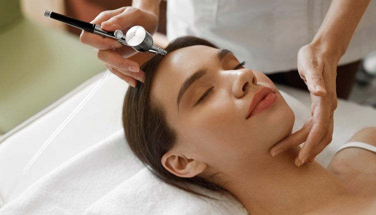 Ossigenoterapia capelli cos’è, a cosa serve e i benefici per la nostra chioma