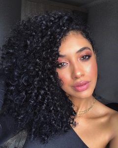 Tagli capelli per l'autunno inverno 2022 2023 - tagli capelli ricci Tagli capelli per l'autunno inverno 2022 2023 - tagli capelli ricci