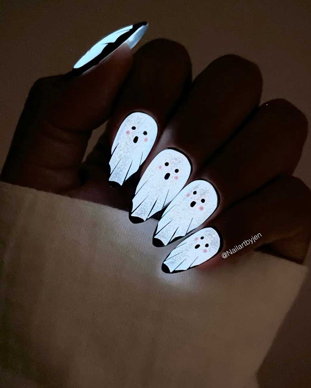 Unghie Halloween Glow In The Dark Unghie Halloween Glow In The Dark