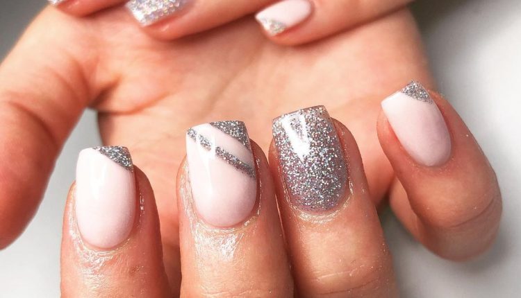Unghie per Capodanno, tante idee per ispirarsi – unghie glitter16