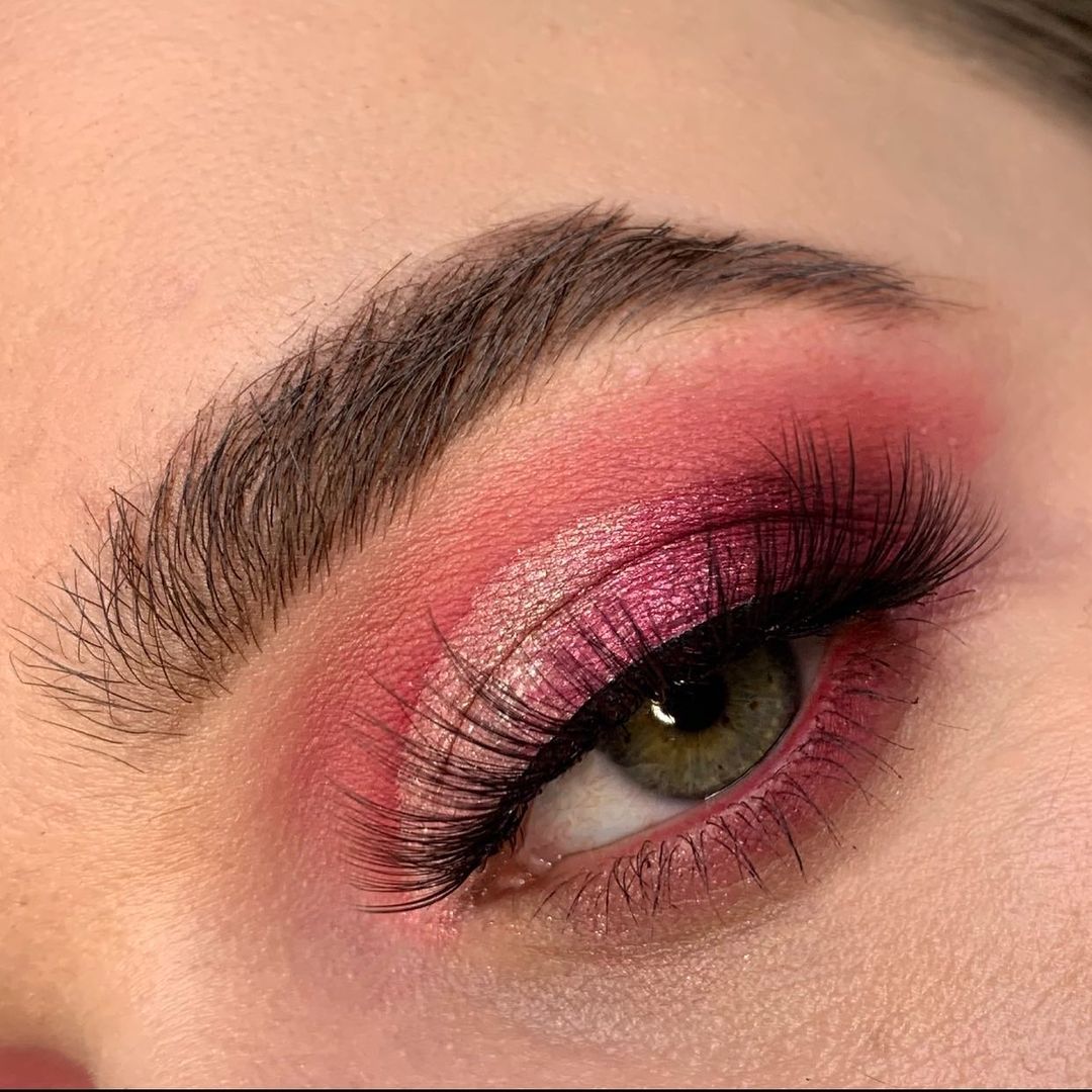 pink black eye makeup  Trucco degli occhi rosa, Trucco occhi, Trucco viola  per occhi