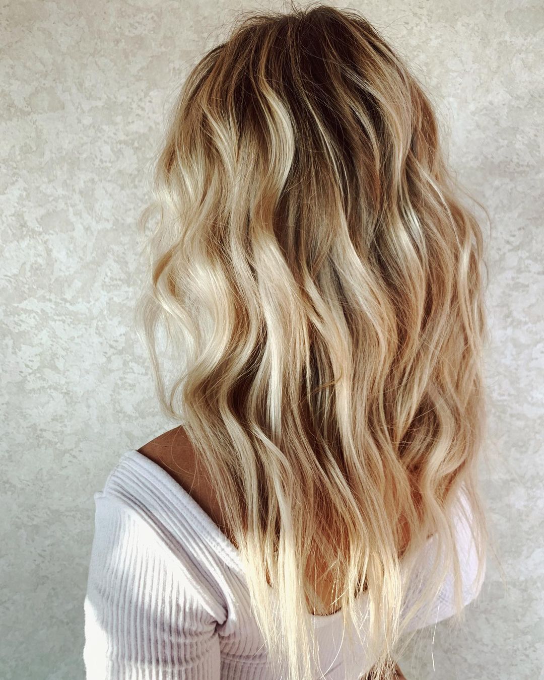 Colore capelli 2021 ecco le sfumature di tendenza - buttery blonde Colore capelli 2021 ecco le sfumature di tendenza - buttery blonde