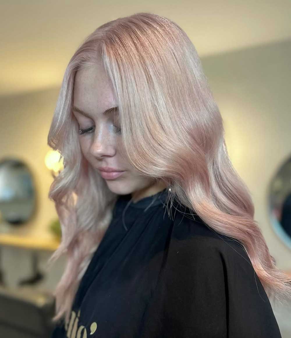 Capelli rosa chiaro Capelli rosa chiaro