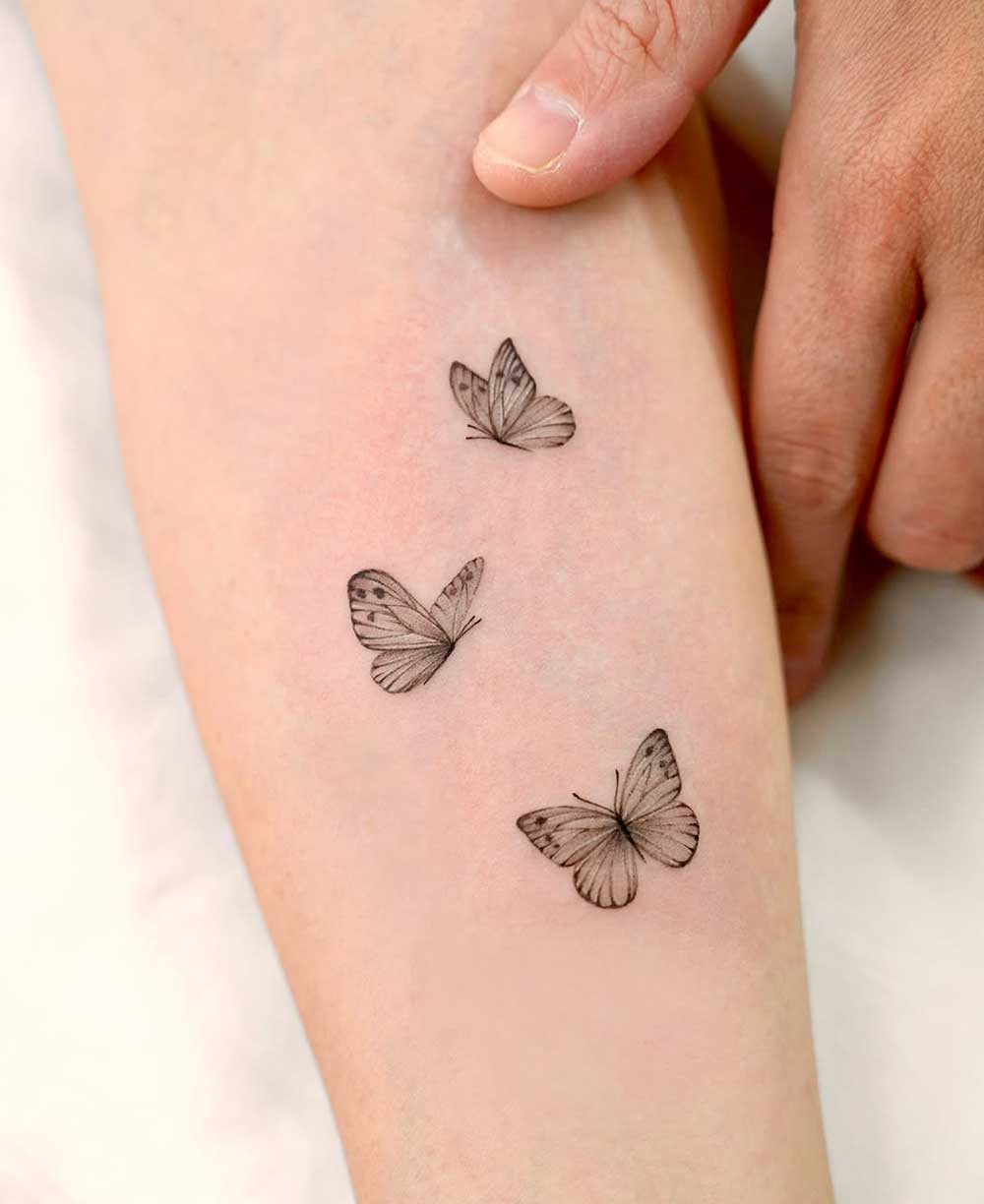 Tatuaggio farfalle piccole Tatuaggio farfalle piccole