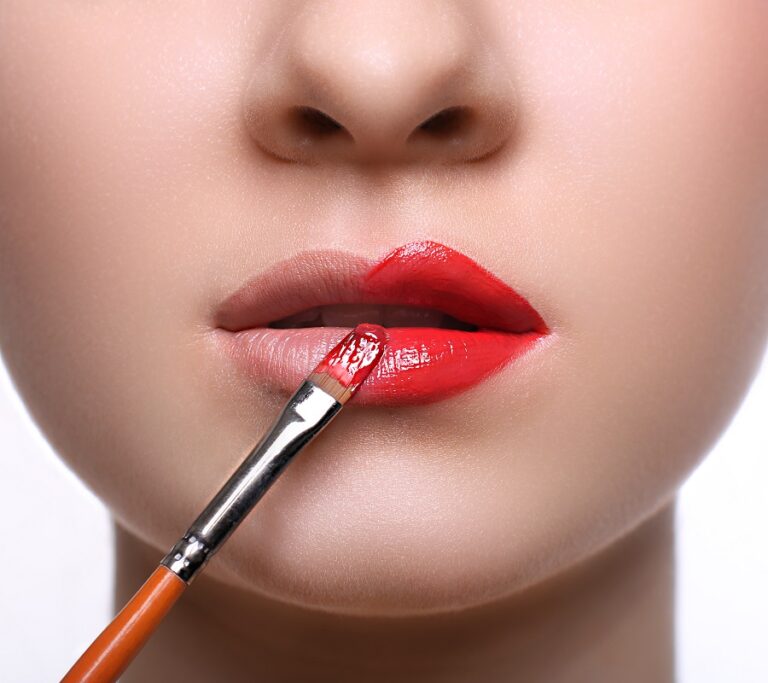 Rossetti Lip Stain, cosa sono e come si usano Trucchi.tv