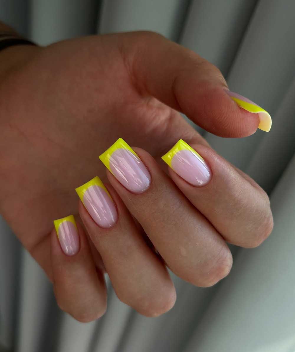 French giallo fluo French giallo fluo