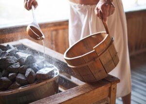 9 benefici della sauna da non sottovalutare