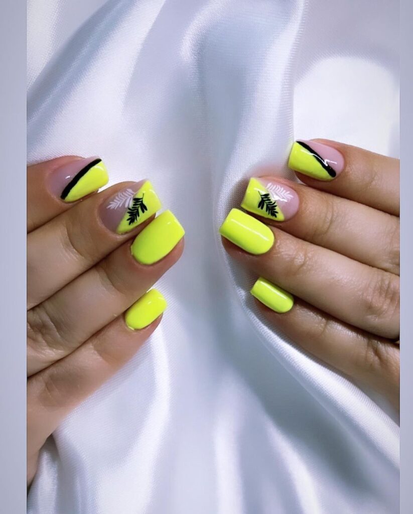 Unghie fluo, idee e colori per l'estate 2023 Trucchi.tv