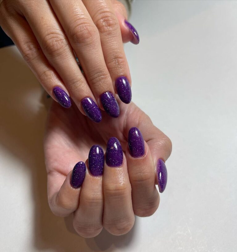 UNGHIE VIOLA | Tonalità e idee per ogni stagione 💜 Trucchi.tv