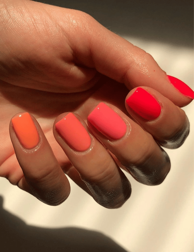 Unghie corallo gradient Unghie corallo gradient