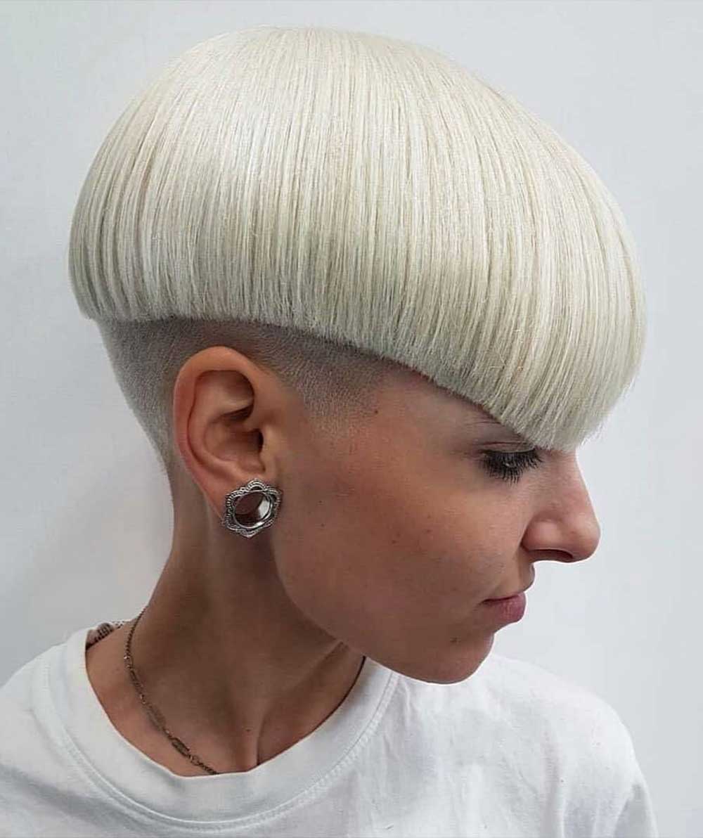 Bowl Cut - Taglio capelli donna cortissimi Bowl Cut - Taglio capelli donna cortissimi