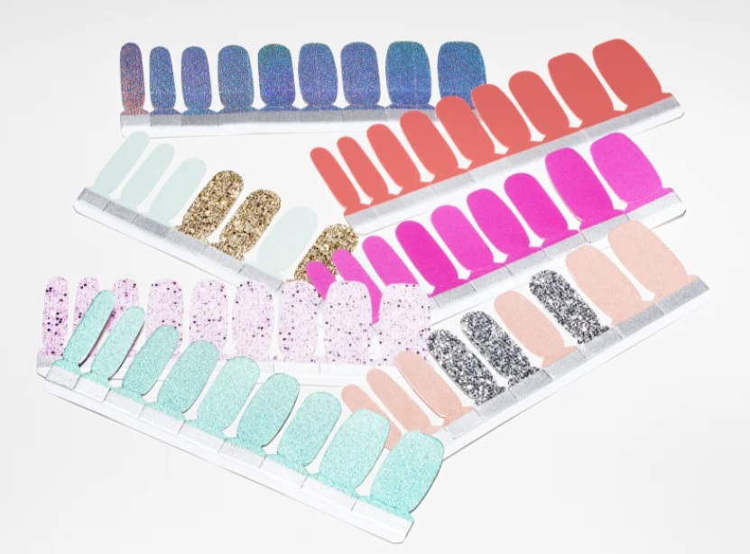 Smalto adesivo Nobea