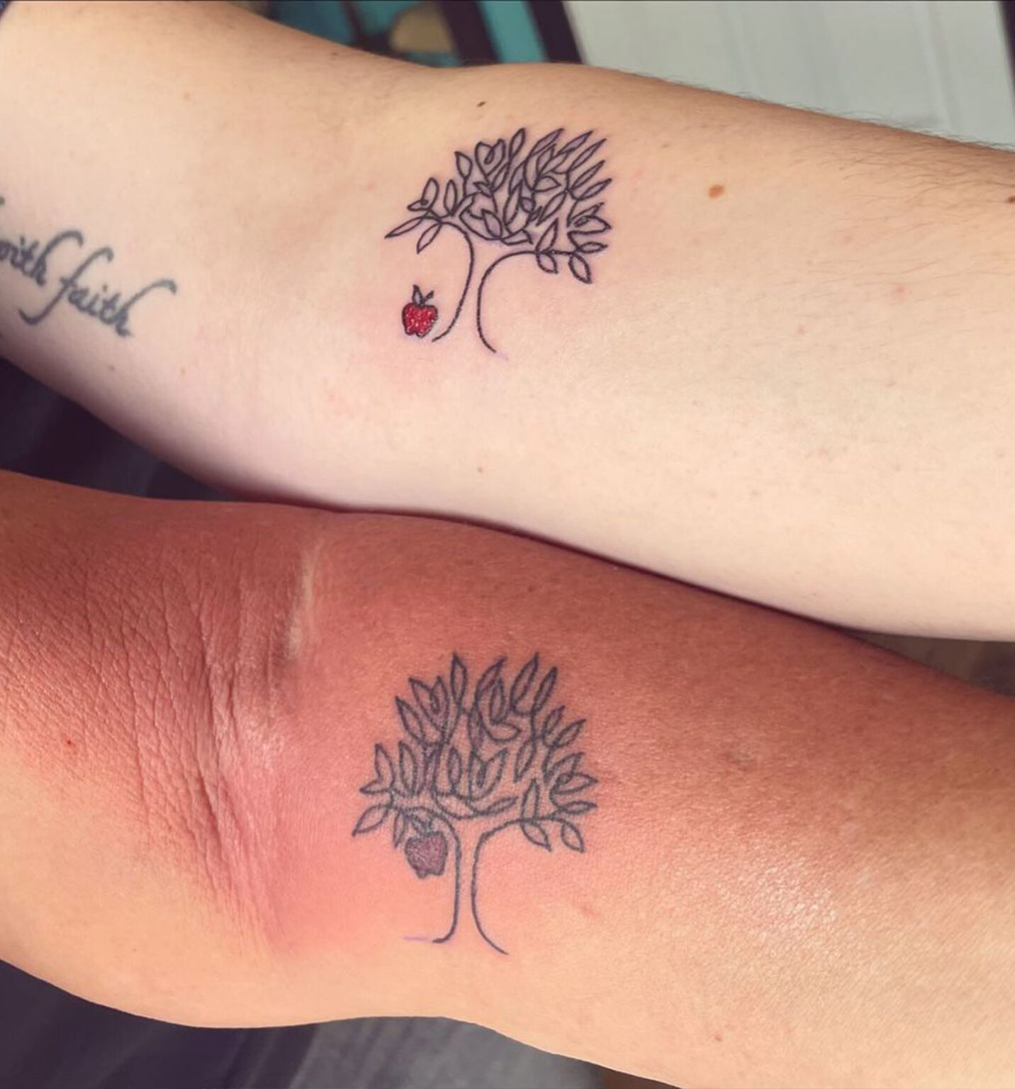 idee tatuaggi mamma e figlia