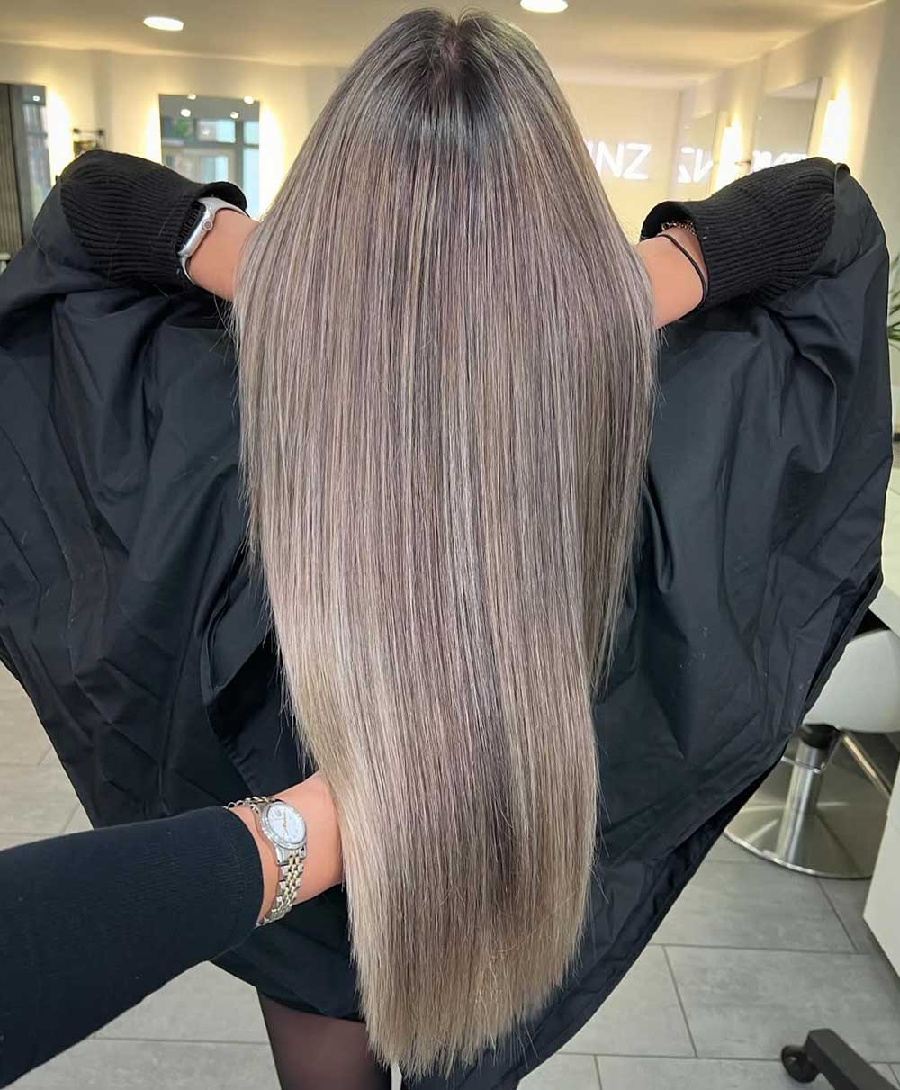 Capelli biondo scuro Capelli biondo scuro