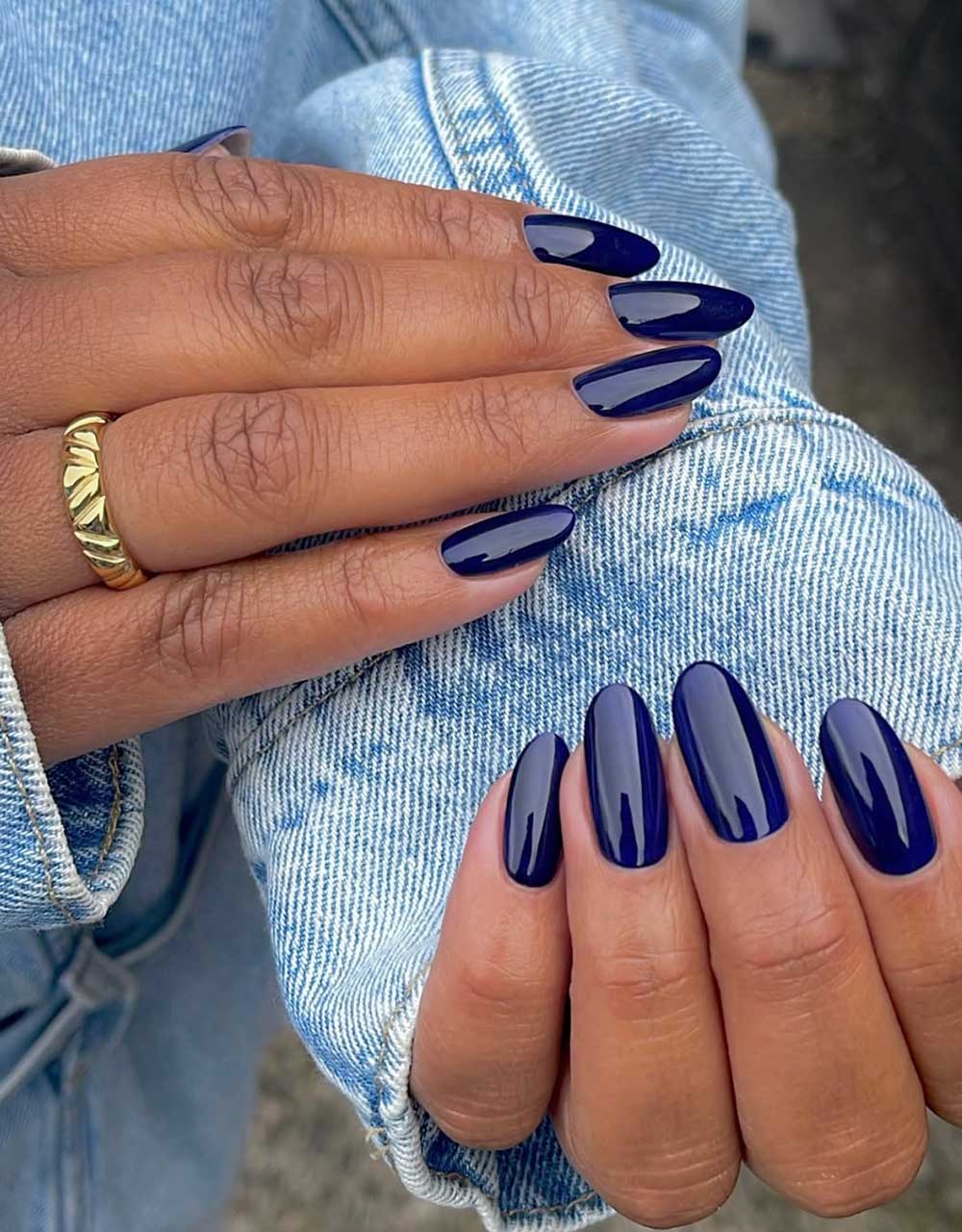 Unghie autunnali blu navy Unghie autunnali blu navy