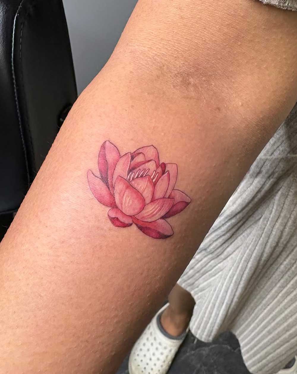 Fiore di loto tattoo Fiore di loto tattoo