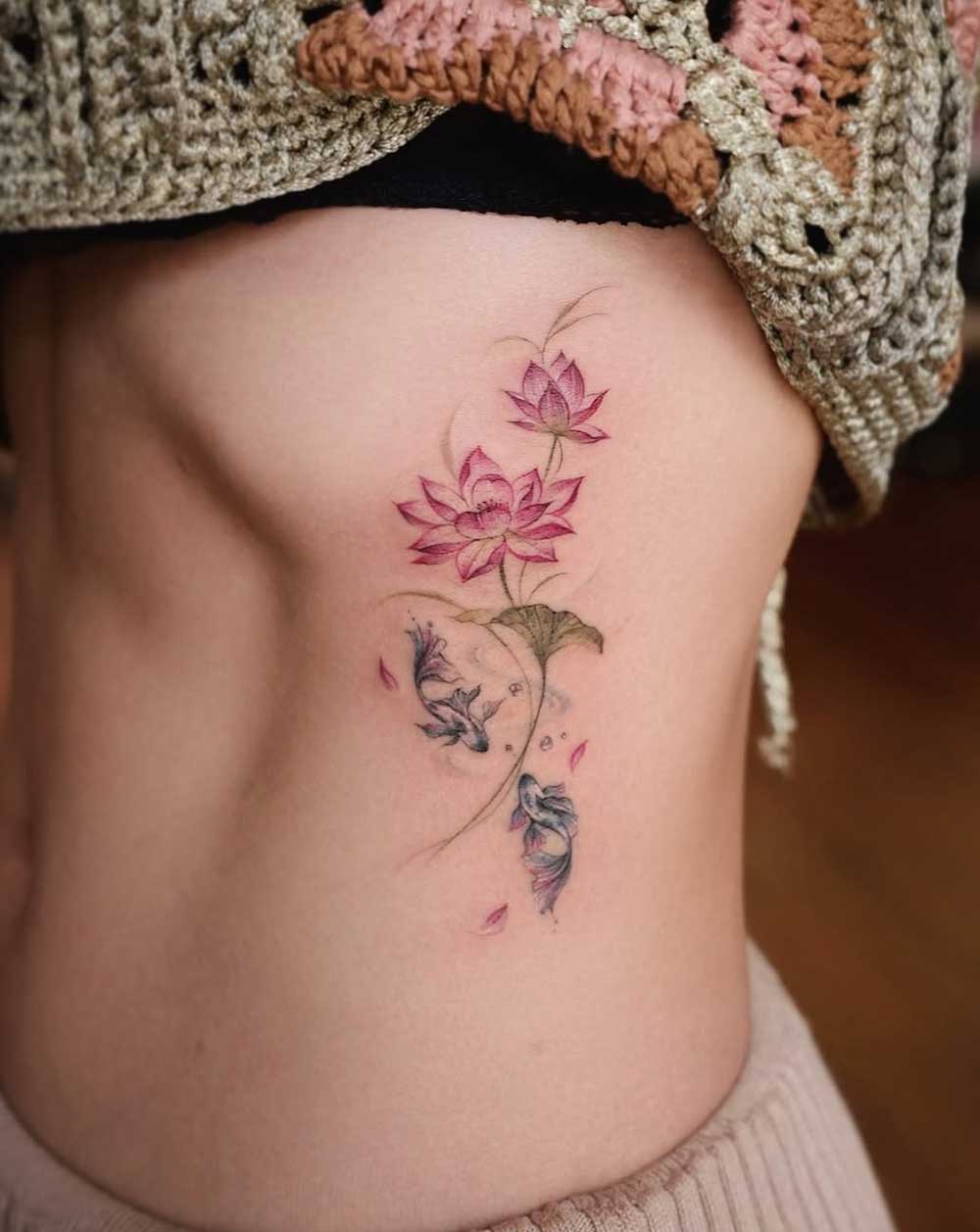 Tatuaggio fiore di loto Tatuaggio fiore di loto