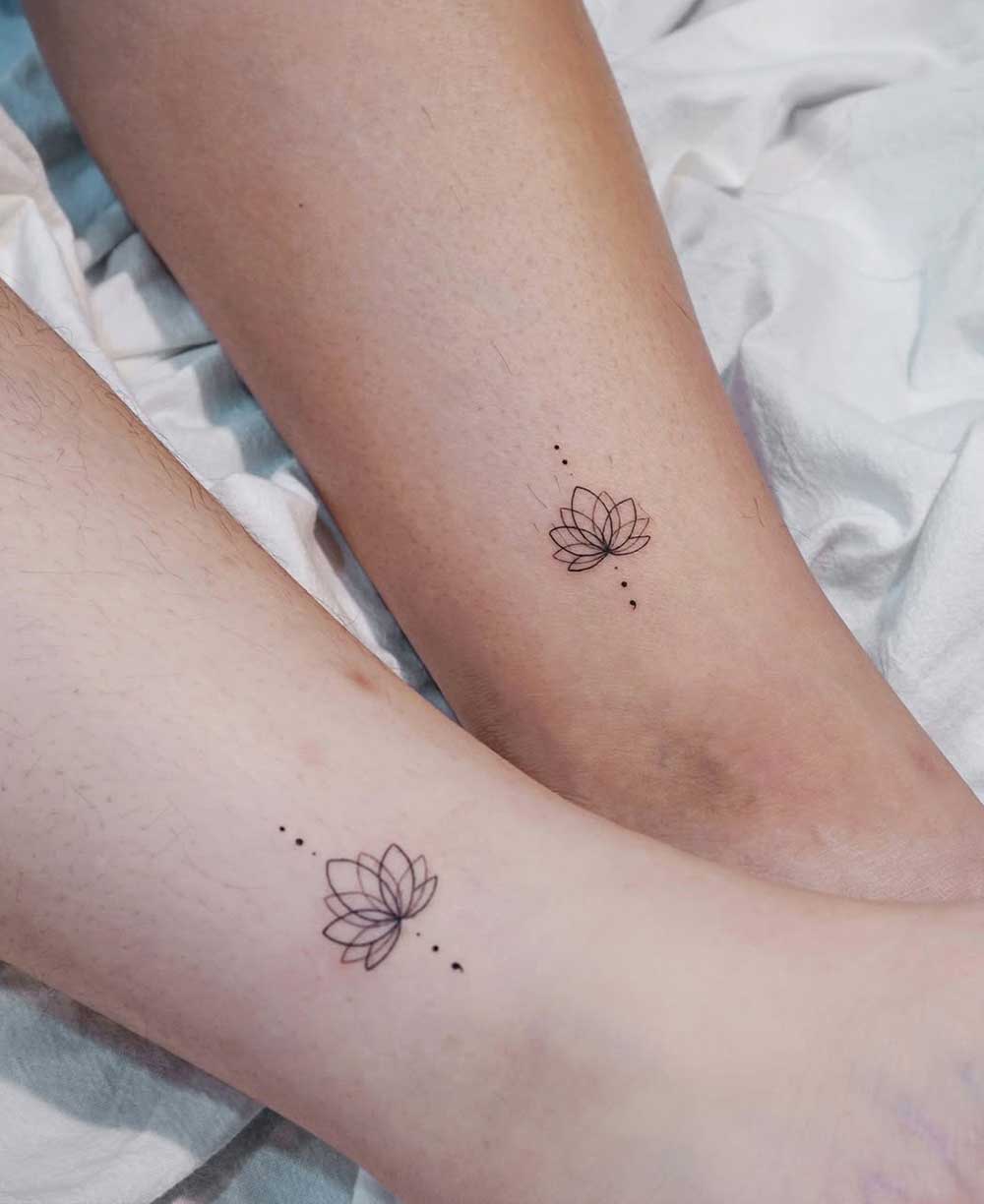 Fiore di loto tatuaggio piccolo Fiore di loto tatuaggio piccolo