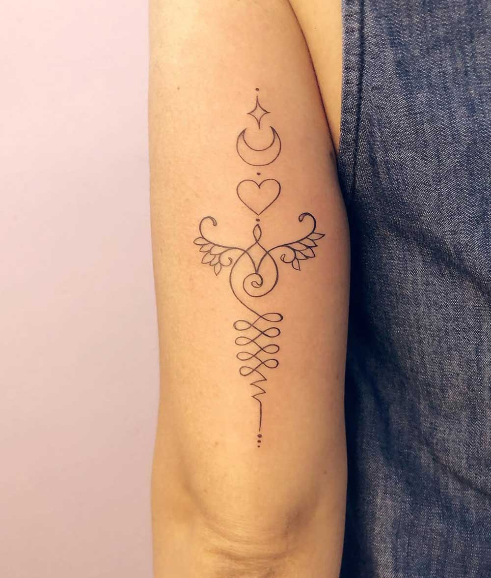 Tatuaggio unalome e cuore Tatuaggio unalome e cuore