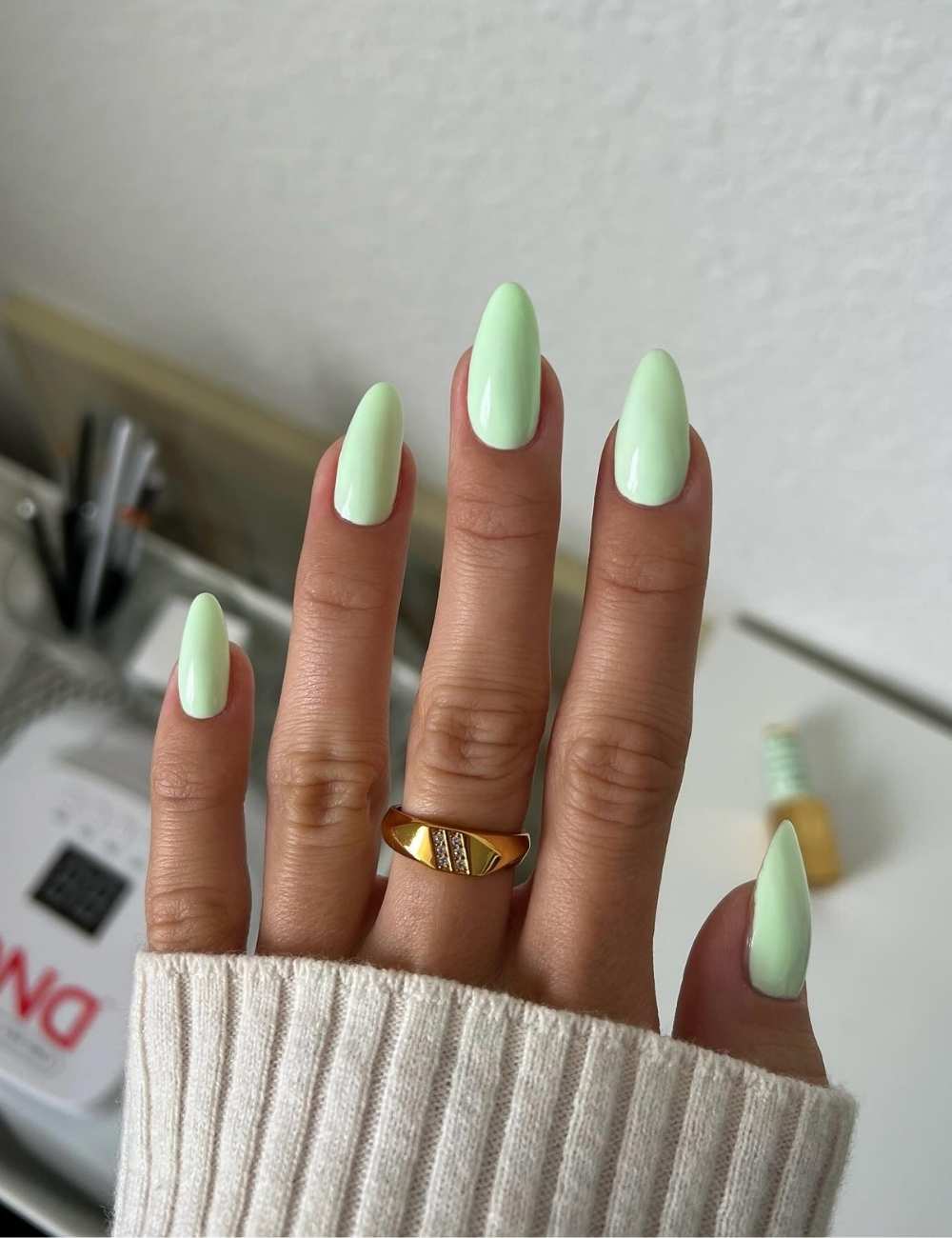 Unghie verde menta Unghie verde menta