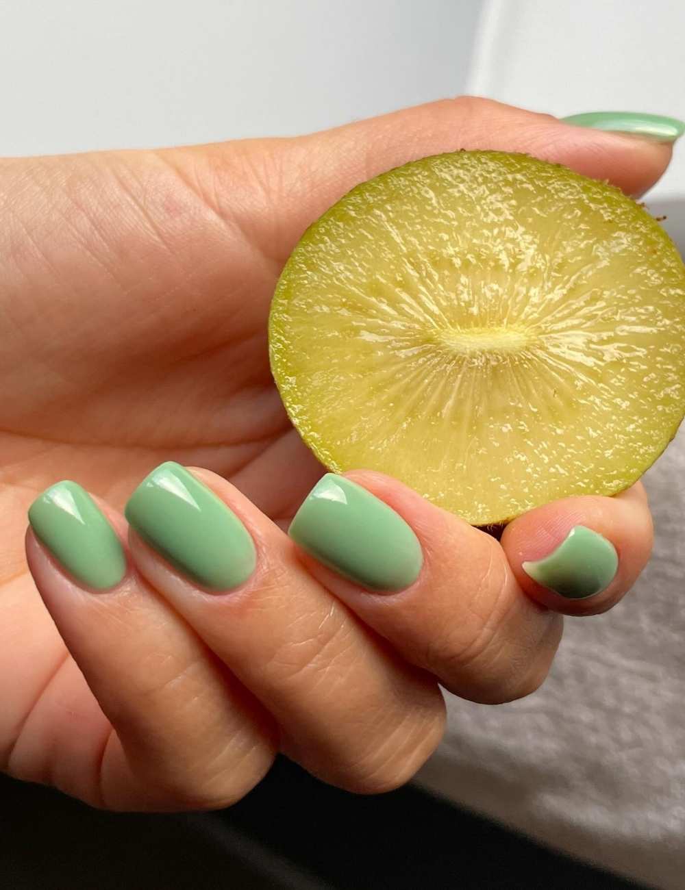 Unghie verdi estive - Verde Matcha Unghie verdi estive - Verde Matcha