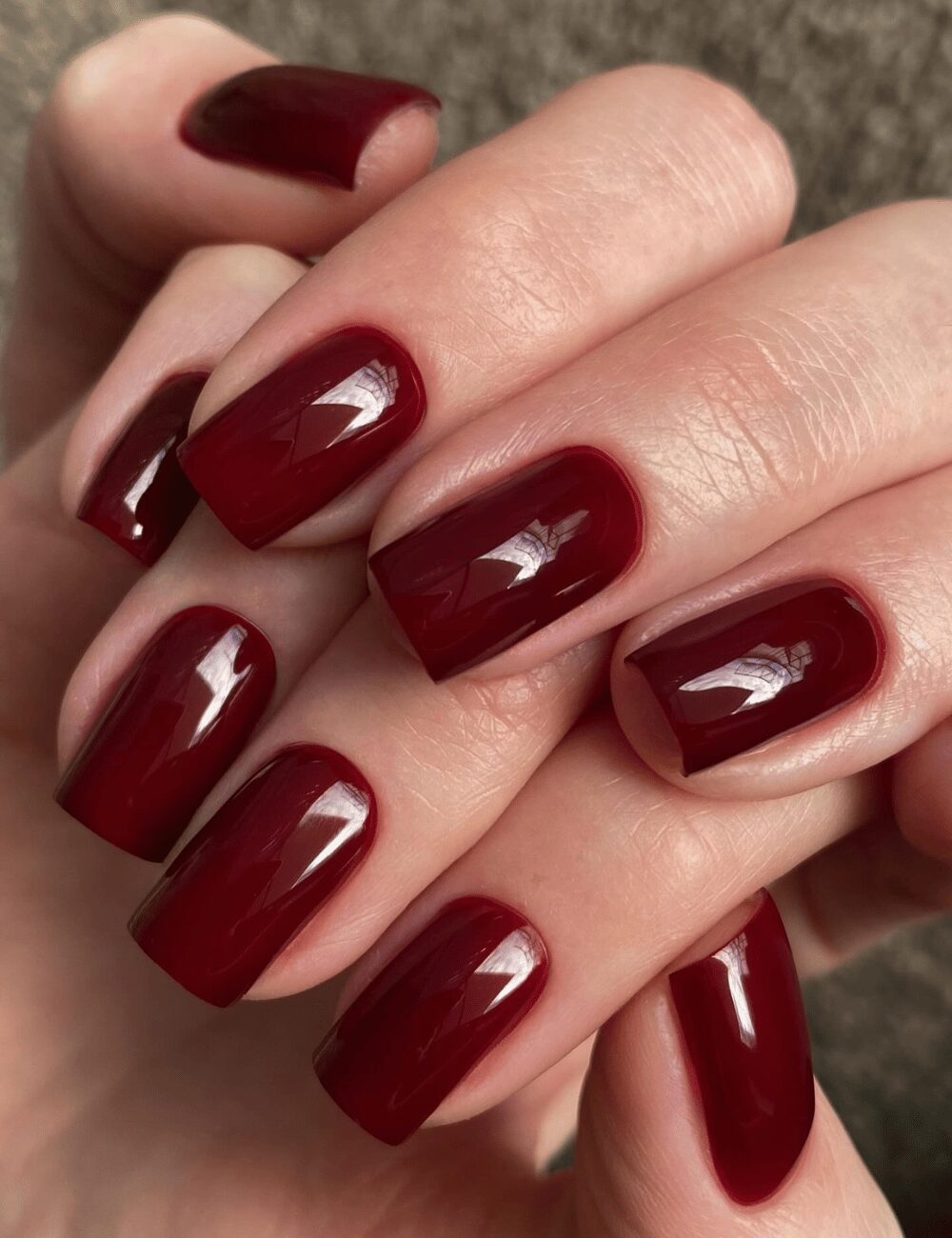 Smalto rosso ciliegia Smalto rosso ciliegia